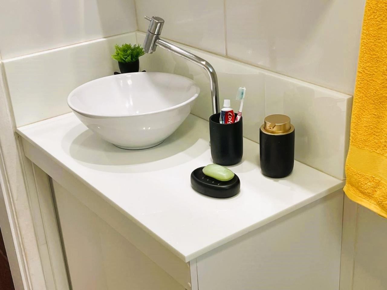 Apartamento De 3 Ambientes Com Aconchego E Excellente Localizacao Salwador Zewnętrze zdjęcie